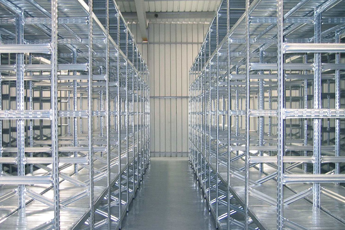 What is Light and Medium Duty Storage Racking System Setraf